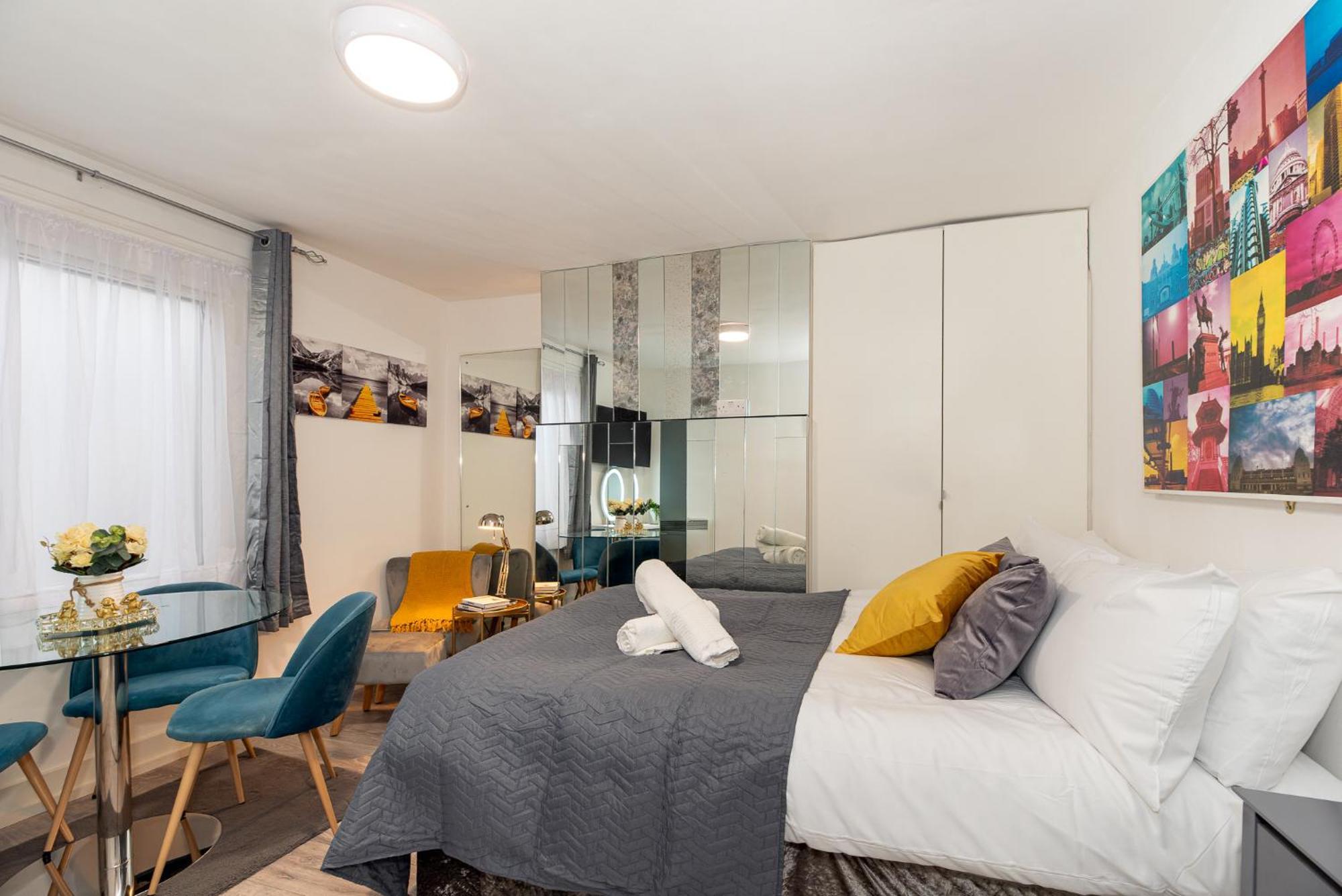 Chic Studio Apartment, Bus 18 To Euston In 30 Min. Лондон Экстерьер фото
